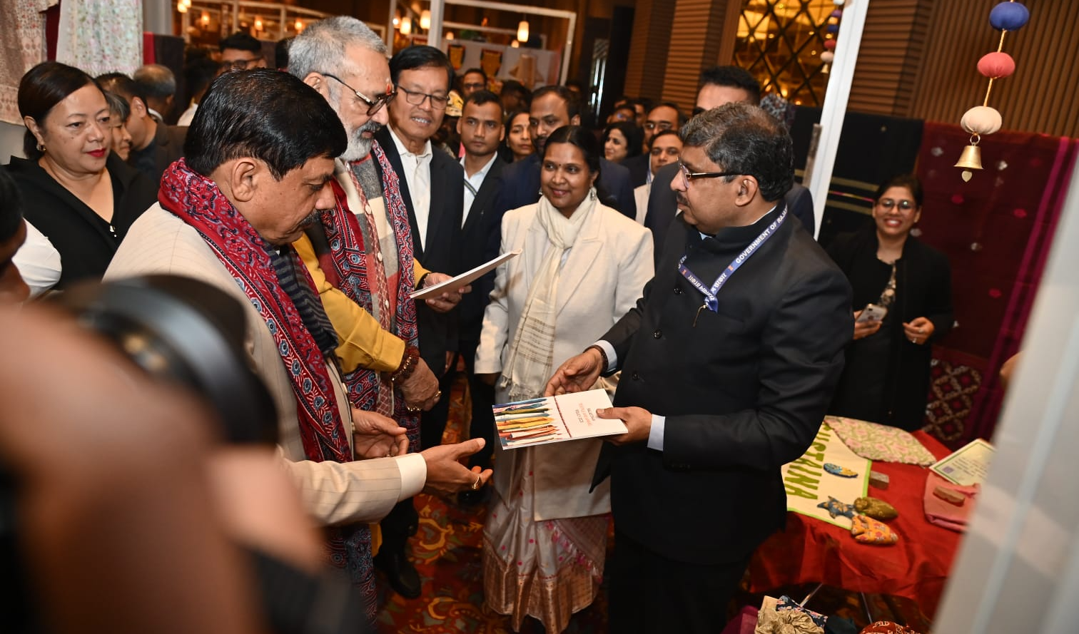 केंद्रीय कपड़ा मंत्री गिरिराज सिंह ने राजस्थान टेक्सटाइल पॉलिसी की सराहना की, बोले- अन्य राज्य भी ऐसी नीति बनाएं