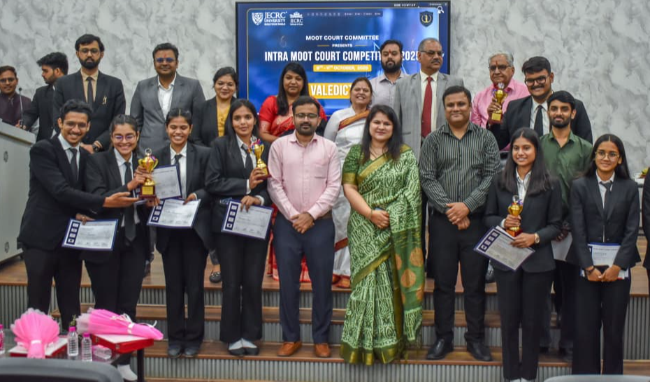 तर्क, आत्मविश्वास और कानून — जेईसीआरसी के इंट्रा मूट कोर्ट में उभरे भविष्य के लीगल लॉयर्स, जहां किताबें मिलती हैं कोर्ट रूम से — इंट्रा मूट कोर्ट कॉम्पिटिशन, जेईसीआरसी यूनिवर्सिटी