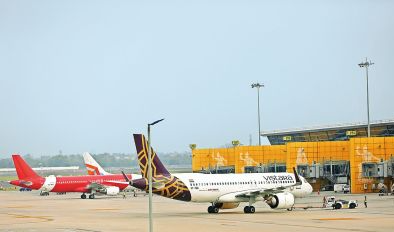 Delhi Smog Disrupts Air Travel as Flights Are Cancelled and Delayed