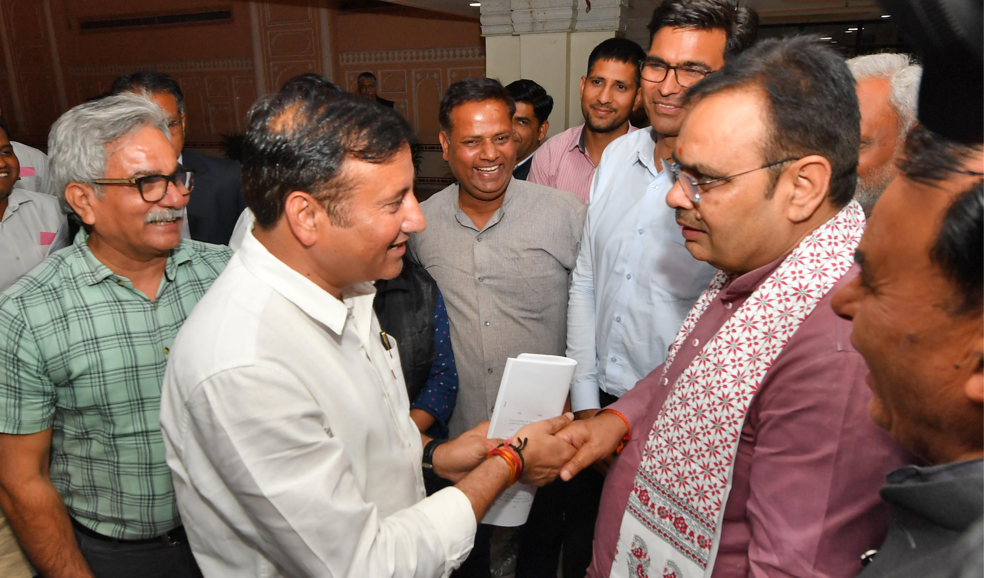 पत्रकार कल्याण की दिशा में ऐतिहासिक कदम: राजस्थान सरकार ने दी आवासीय योजना और पेंशन वृद्धि को हरी झंडी