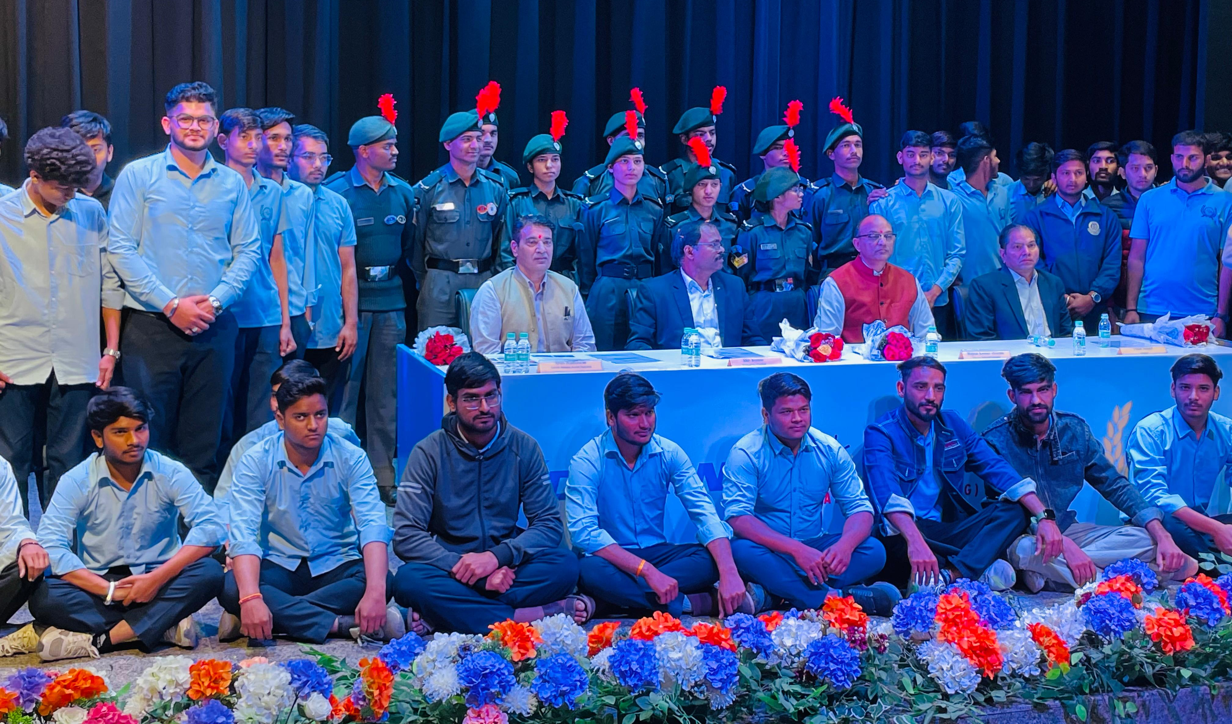 यूनिवर्सिटी ऑफ टेक्नोलॉजी, मानसरोवर कैंपस में सफलतापूर्वक प्लेसमेंट ड्राइव का आयोजन