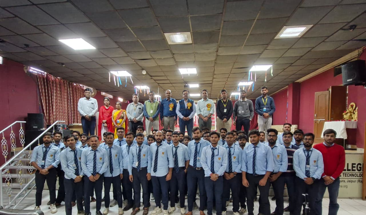 रीजनल कॉलेज ऑफ फार्मेसी, जयपुर में “स्वास्थ्य देखभाल प्रबंधन विजन 2050” विषय पर सेमिनार का आयोजन