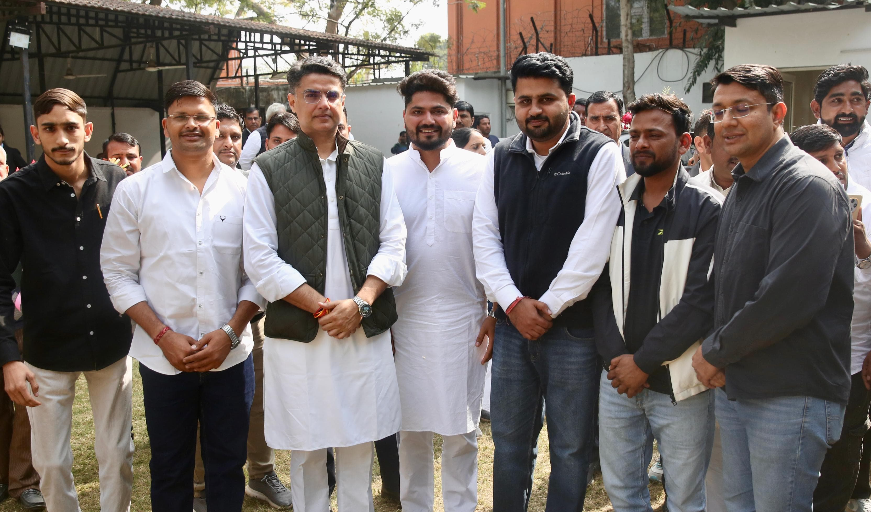 रोहिताश मीणा ने आज जयपुर में AICC महासचिव एवं राजस्थान के पूर्व उपमुख्यमंत्री सचिन पायलट  से शिष्टाचार भेंट की