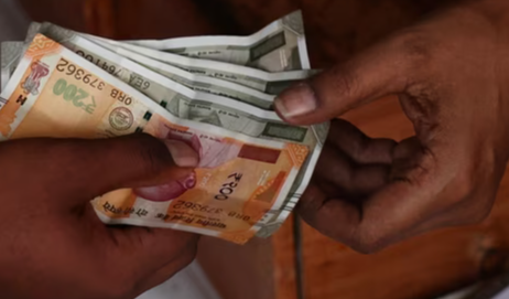 Rupee Strengthens Past 90 Against U.S. Dollar in Early Trade