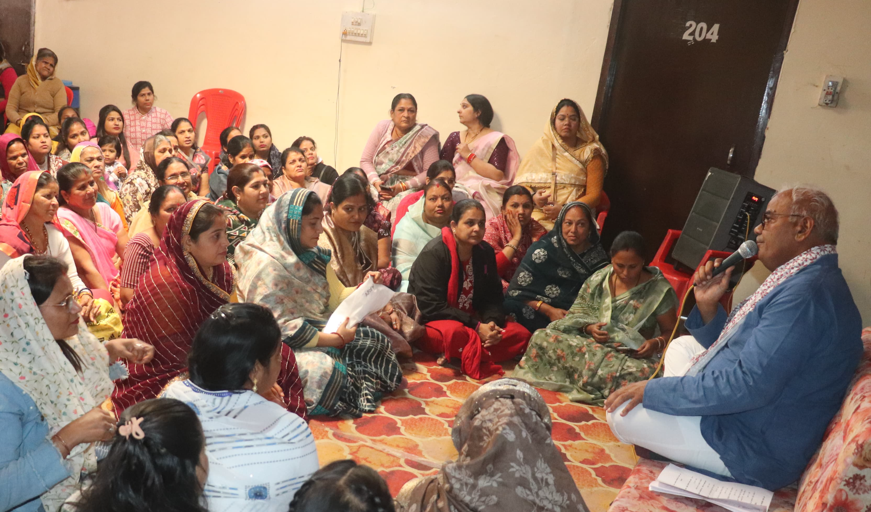 एक दर्जन से अधिक राज्य सरकार के मंत्रियों के कथा में आने की मिली स्वीकृति