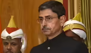 Tamil Nadu Governor Walks Out of Assembly on Opening Day, Citing Procedural Concerns