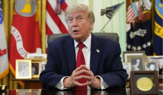 Trump Warns Iran of Severe Consequences as Tehran Threatens ‘Decisive War’ and Keeps Hormuz Conditions in Place
