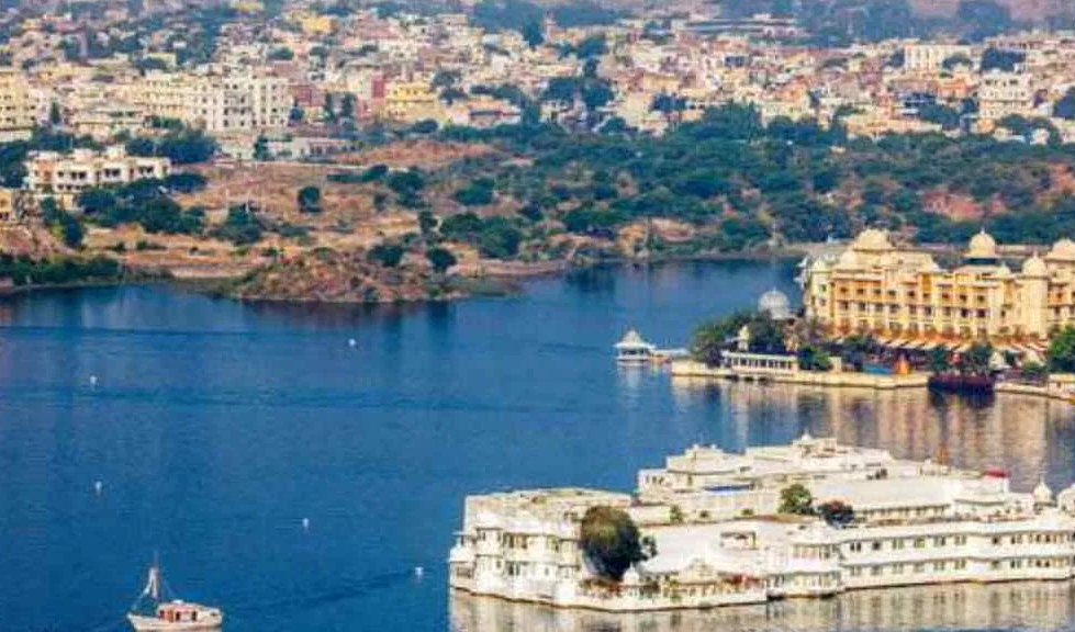 उदयपुर में तय होगी देश के पर्यटन विकास की दिशा राष्ट्रीय पर्यटन कॉन्फ्रेंस में दो दर्जन से अधिक राज्यों के प्रतिनिधि होंगे शामिल - दो दिवसीय कार्यक्रम का शुभारंभ मंगलवार से, केंद्रीय मंत्री गजेंद्रसिंह शेखावत रहेंगे उपस्थित