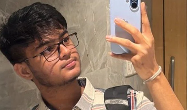 आईआईटी बॉम्बे ने छात्र की मौत पर पुराने बयान के लिए मांगी माफी, प्रोफेसर की डीन पद से छुट्टी