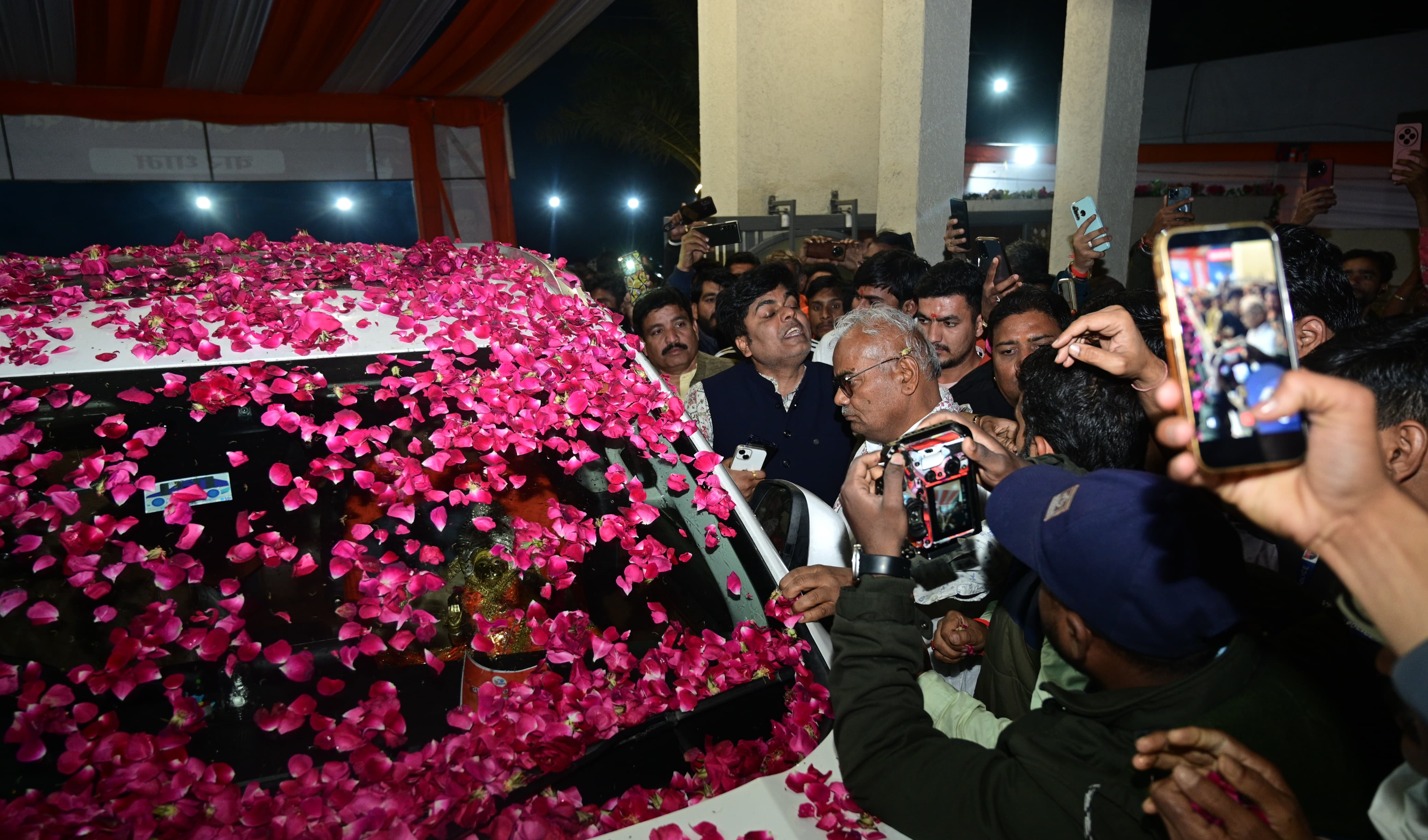 गौ महोत्सव व श्रीराम कथा के दौरान रामगंजमंडी में रेल यात्रियों को बड़ी राहत