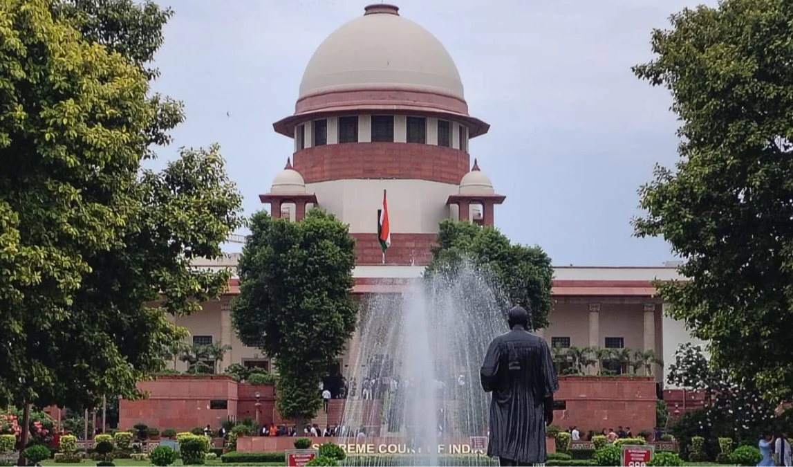 वंदे मातरम सुनवाई के दौरान सॉलिसिटर जनरल की ‘नक्सली’ टिप्पणी पर वरिष्ठ वकील एस. मुरलीधर ने जताई आपत्ति