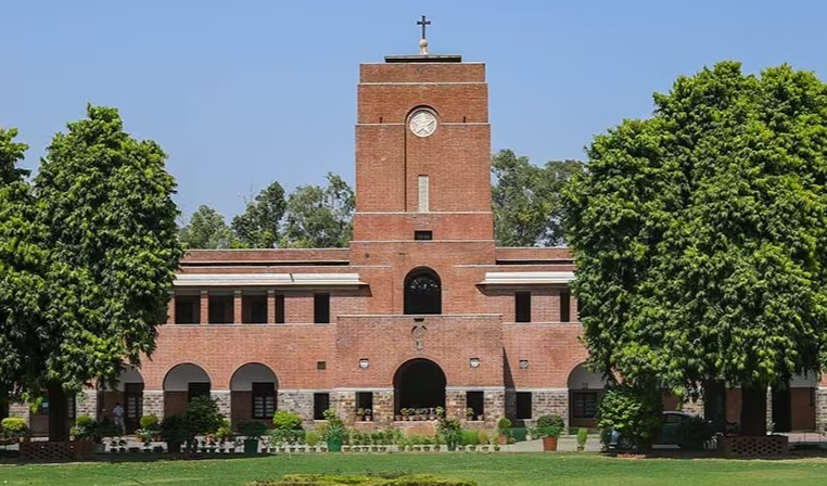 St. Stephen’s College Prohibits Shorts on Campus, Students Term the Decision ‘Moral Policing’