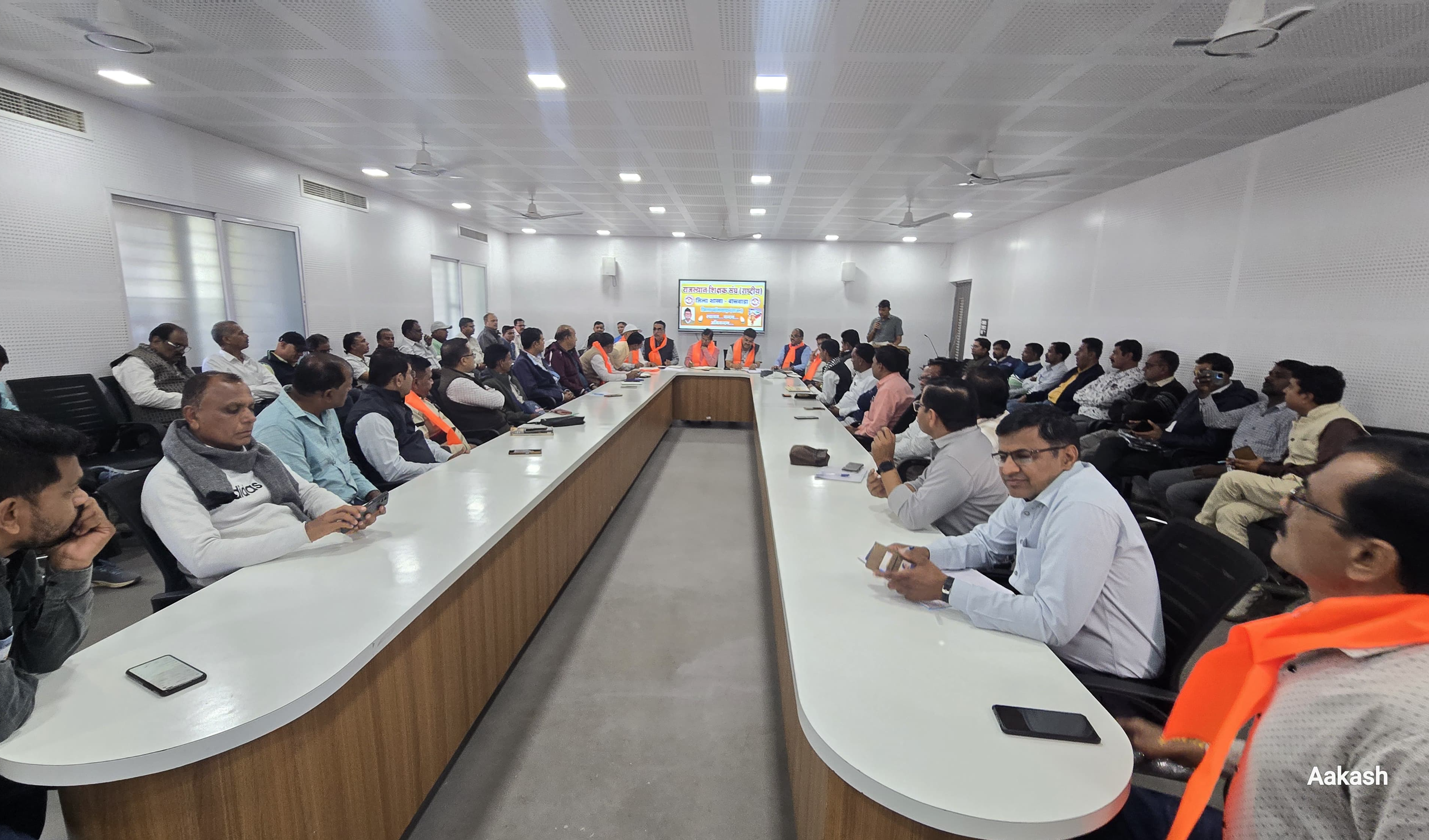 राजस्थान शिक्षक संघ राष्ट्रीय के शैक्षिक सम्मेलन की तैयारियों को लेकर मंथन: सफल आयोजन हेतु बनी कमेटियाँ