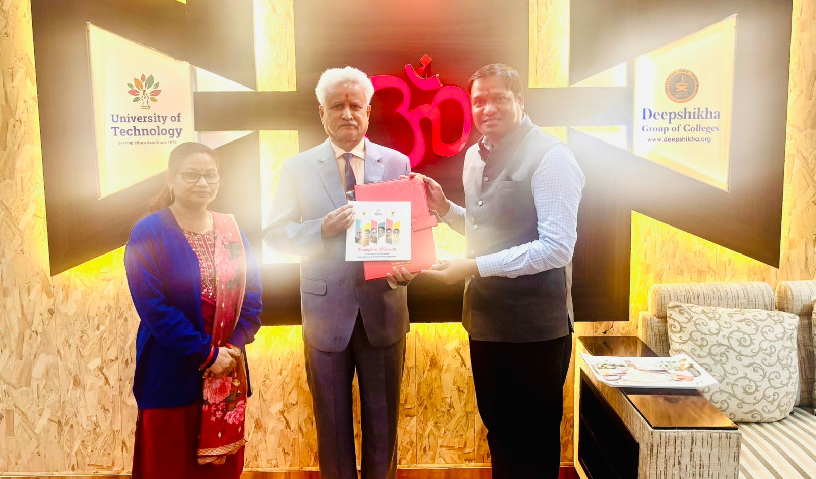 दीपशिखा ग्रुप (यूनिवर्सिटी ऑफ टेक्नोलॉजी) में प्रो. अमरिका सिंह का गरिमामय स्वागत
