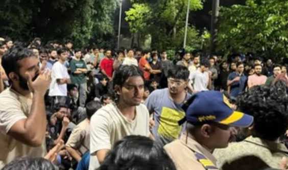 IIT Bombay Apologises Over Sahil Wakode Death Statement, Suspends Professor’s Deanship Amid Student Protests