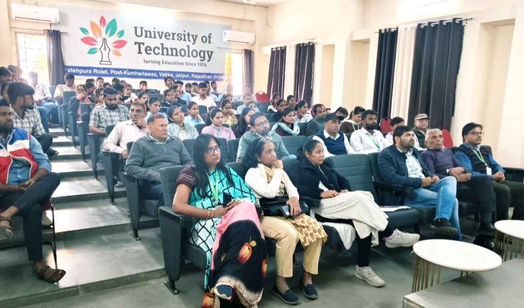यूनिवर्सिटी ऑफ टेक्नोलॉजी, जयपुर में ‘कृत्रिम बुद्धिमत्ता, बौद्धिक संपदा अधिकार एवं नवाचार के माध्यम से उद्यमिता’ विषय पर सेमिनार आयोजित