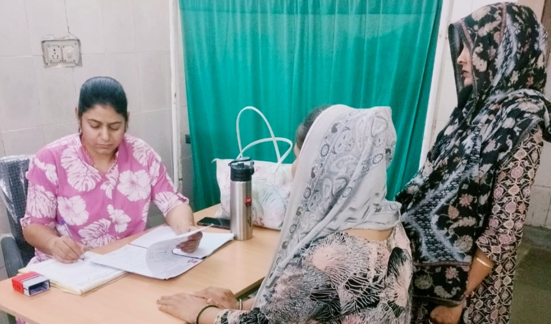जिला जयपुर द्वितीय में प्रधानमंत्री सुरक्षित मातृत्व अभियान का आयोजन- गर्भवती महिलाओं के स्वास्थ्य की हुई जाँच