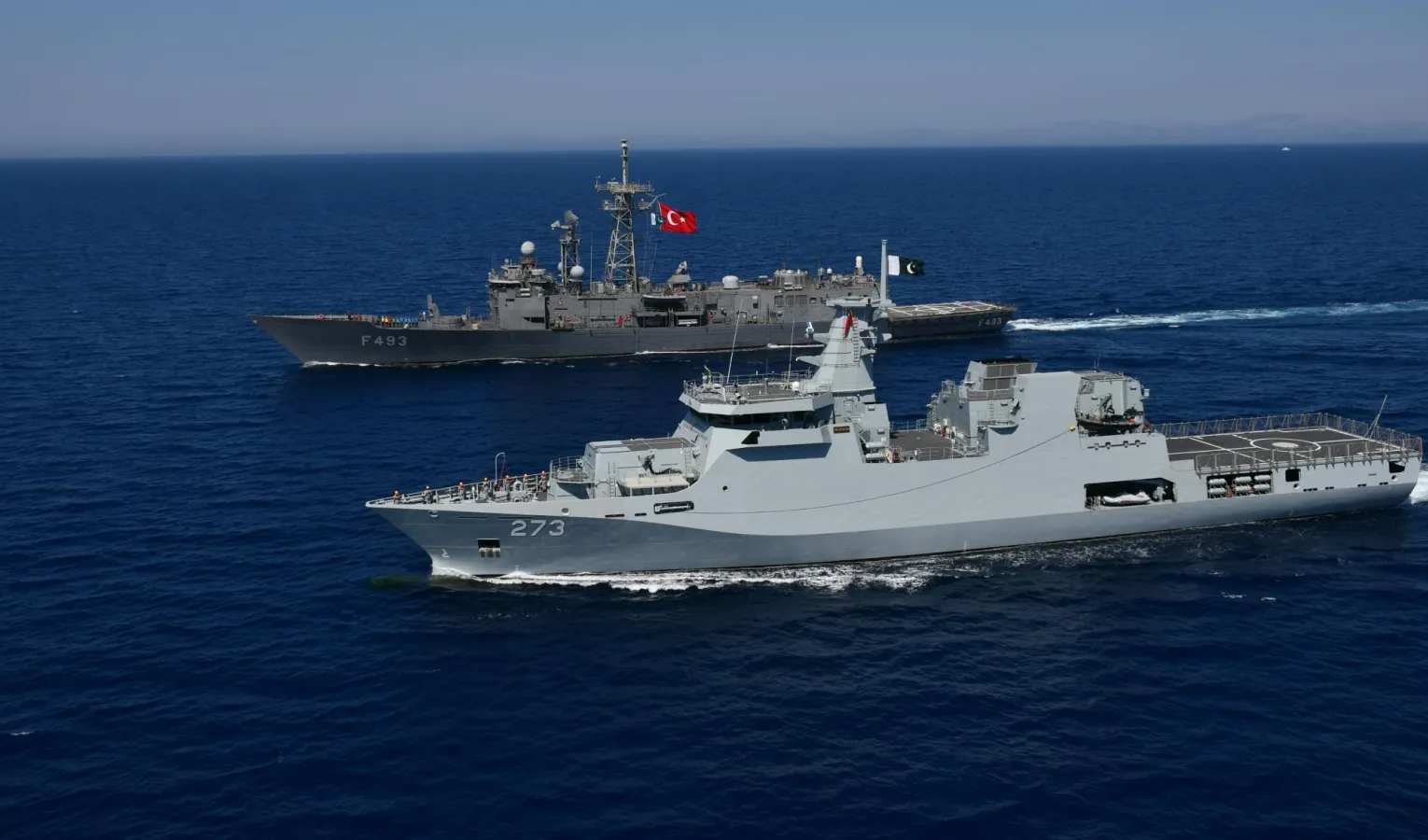 Pakistani Naval Ship Collides With Indian Warship in Arabian Sea, Delhi Summons Envoy