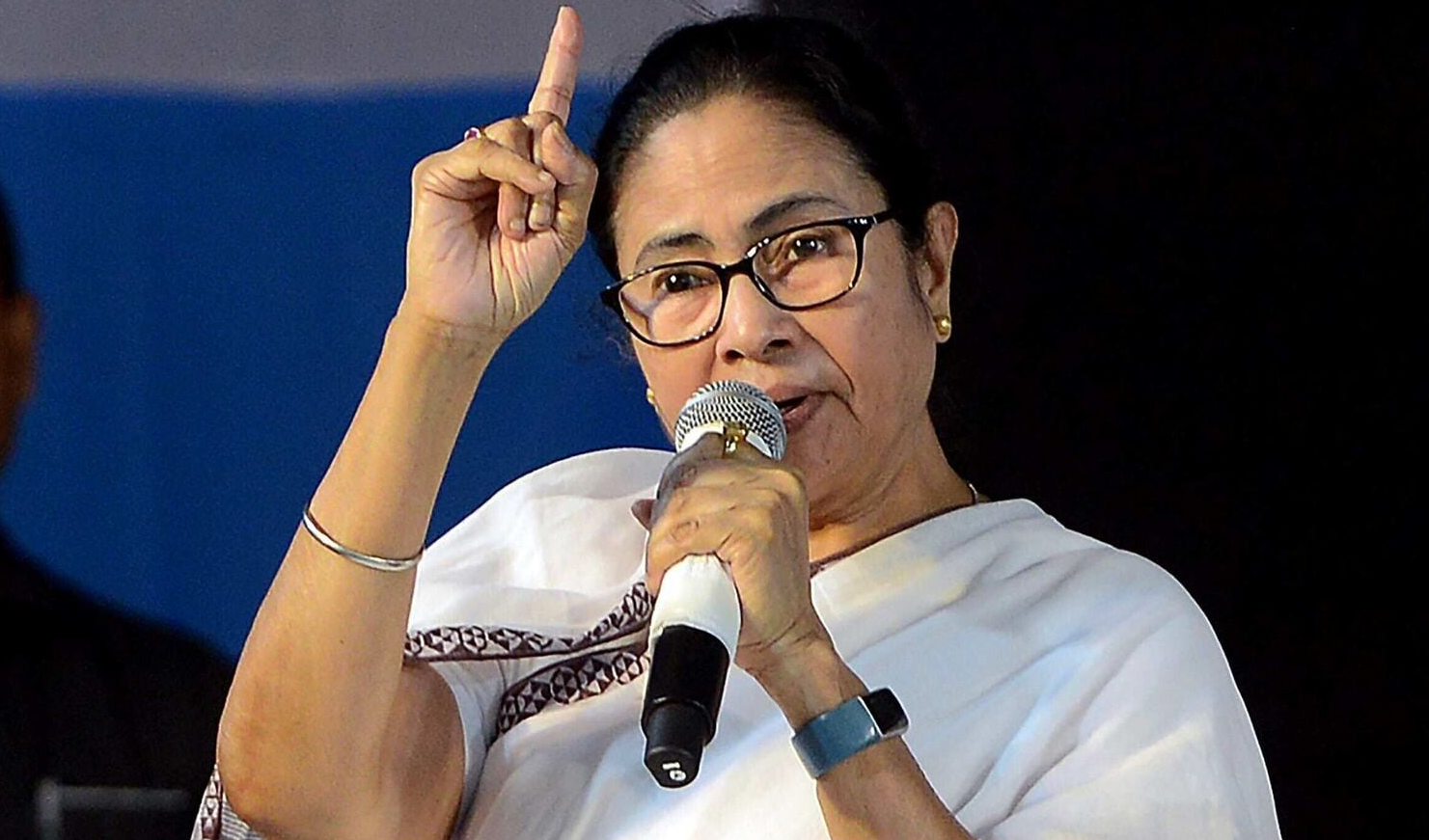 ममता बनर्जी का बयान: “SIR नहीं होता तो बंगाल में राष्ट्रपति शासन लग जाता