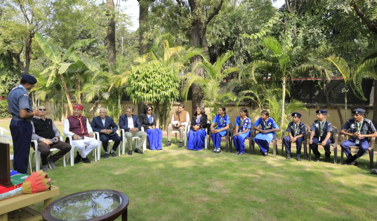 कैबिनेट मिनिस्टर सुरेश सिंह रावत ने किया जंबूरी विजेता दल का अभिनन्दन