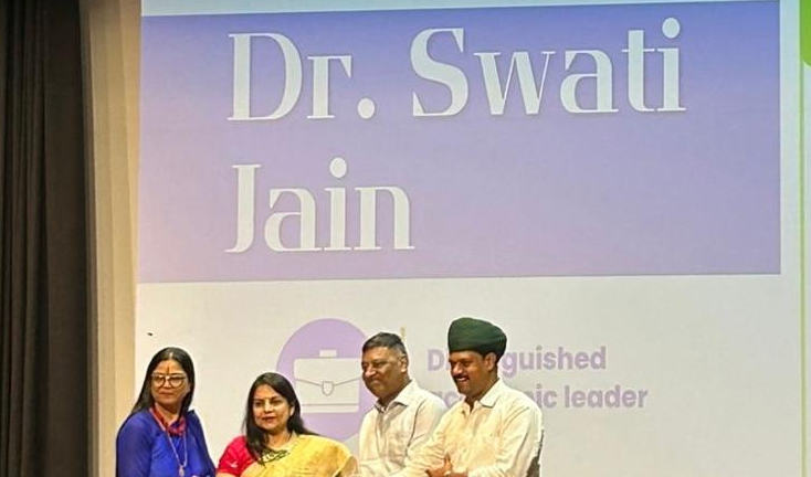 बालिका शिक्षा की सारथी :डॉ स्वाति जैन मैट्रिआर्क अवार्ड से सम्मानित