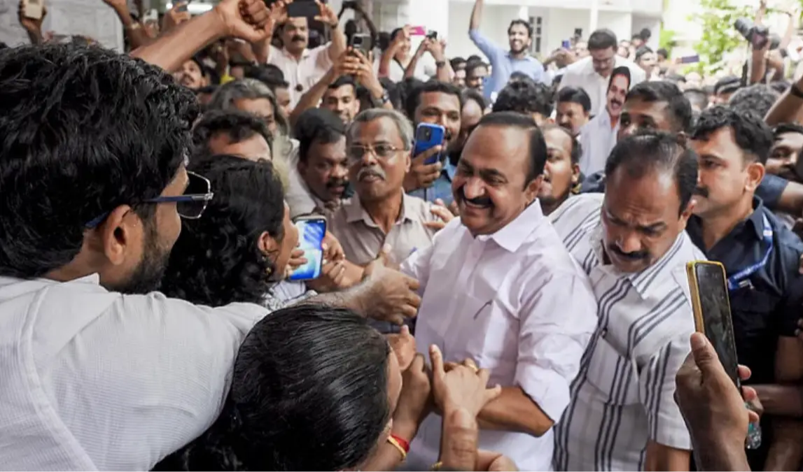 Congress Leadership Faces Tough Choice as Kerala CM Race Intensifies After UDF Victory