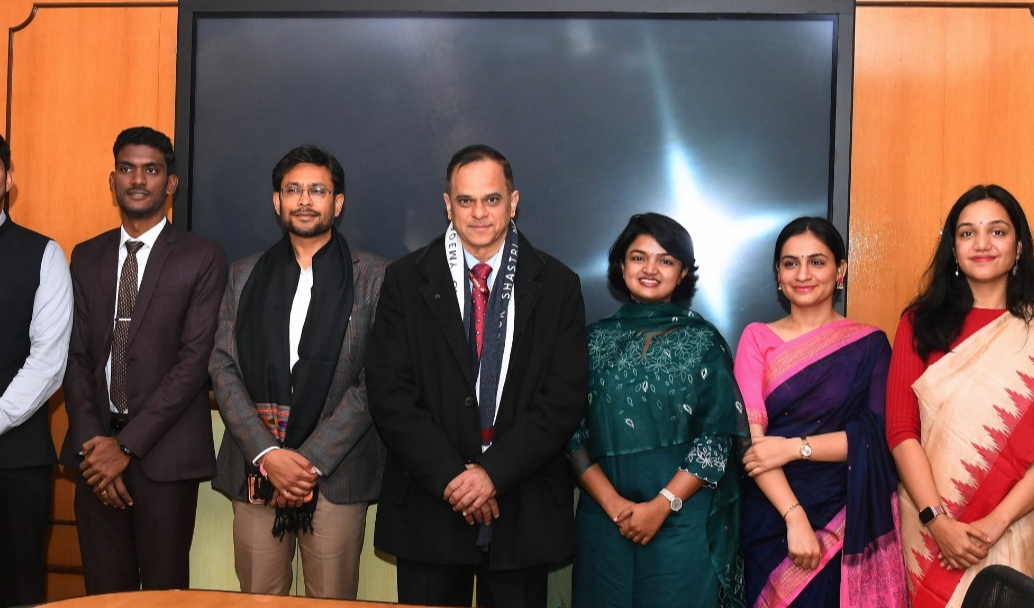 भारतीय विदेश सेवा - 2025 बैच के प्रशिक्षु अधिकारियों ने की मुख्य सचिव से मुलाकात