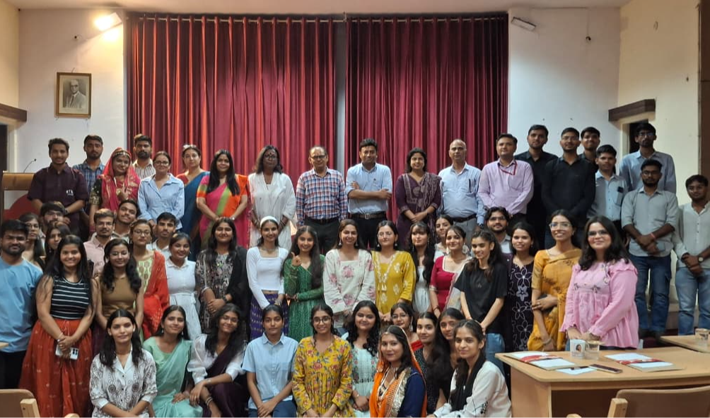 राजस्थान विश्वविद्यालय में ‘BIOFIESTA 2026’ का आयोजन: विज्ञान और संस्कृति के संगम से निखरी छात्रों की प्रतिभा