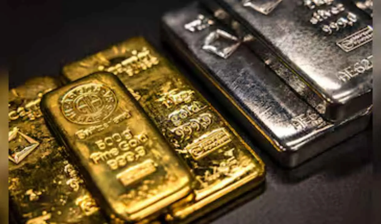 Gold and Silver Rates in Hyderabad Rise on September 10: Check Latest 22-Carat and 24-Carat Prices
