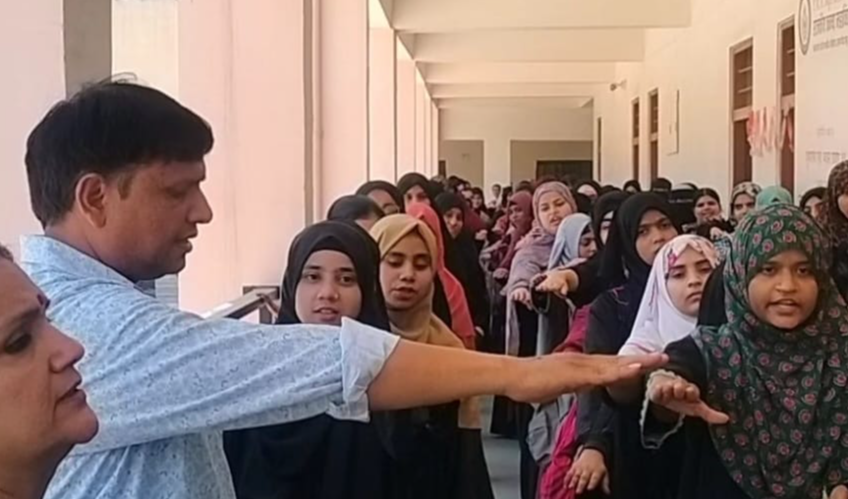 विश्व पृथ्वी दिवस पर हुई कार्यशाला में राजकीय काॅलेज गंगापोल, जयपुर की सैकड़ों छात्राओं ने पृथ्वी संरक्षण की प्रतिज्ञा ली