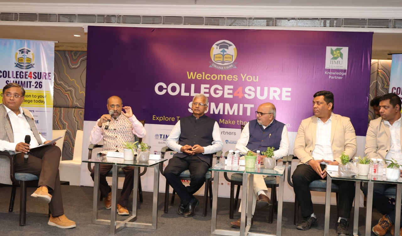 शिक्षा और टेक्नोलॉजी के संगम पर केंद्रित कॉलेज का शोर सबमिट का हुआ आयोजन