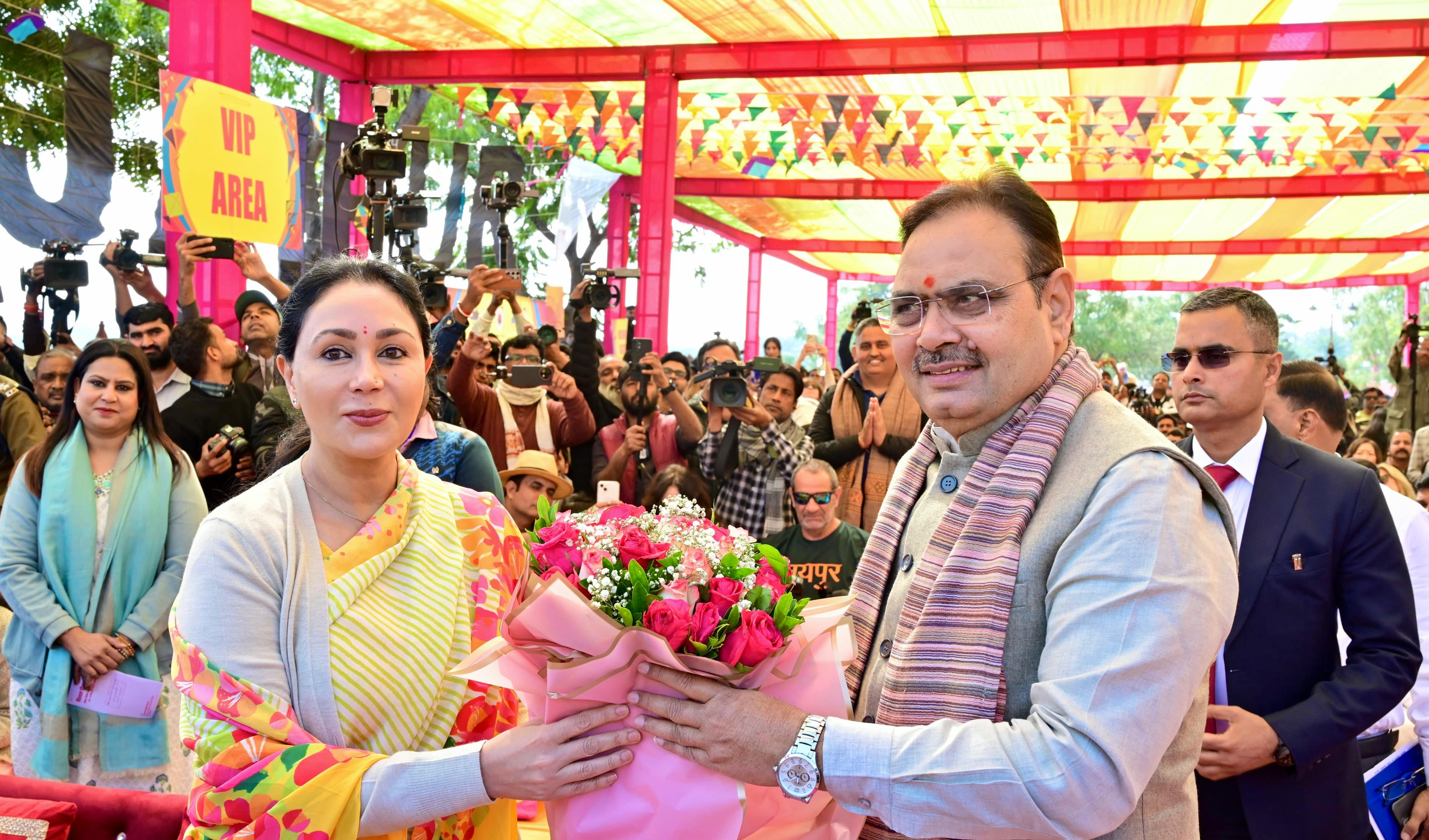 मकर संक्रांति के अवसर पर सातों संभागों में एक साथ आयोजित हुआ भव्य पतंगोत्सव