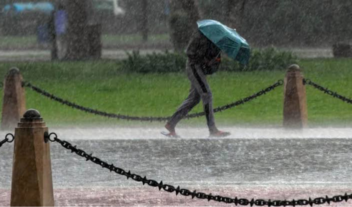 Delhi Weather: National Capital Braces for More Rain, Thunderstorms and Gusty Winds as March Turns Wettest Since 2023