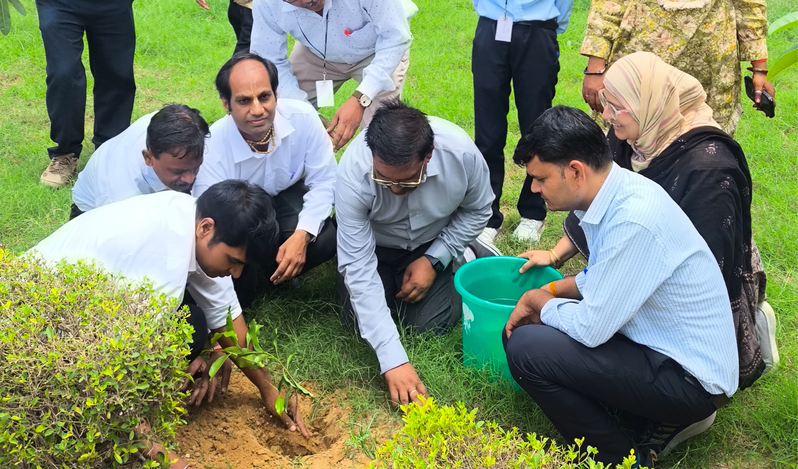 रीजनल कॉलेज फॉर एजुकेशन रिसर्च एंड टेक्नोलॉजी (RCERT), सीतापुरा, में "एक पेड़ माँ के नाम" अभियान के तहत वृक्षारोपण कार्यक्रम आयोजित