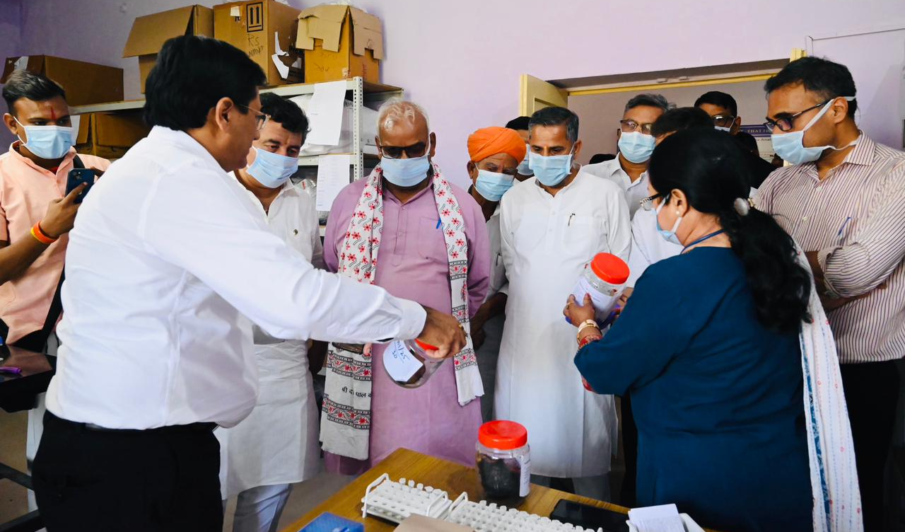 713 पदों पर अटका VDO भर्ती परिणाम, कानून मंत्री से मिला प्रतिनिधिमंडल न्यायिक बाधा हटाकर जल्द परिणाम जारी करने की उठी माँग, बेरोज़गार यूनियन ने दिया संघर्ष जारी रखने का संकेत