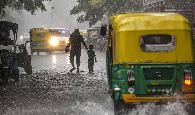 IMD Forecasts Widespread Rain Across India, Delhi-NCR Placed Under Yellow Alert