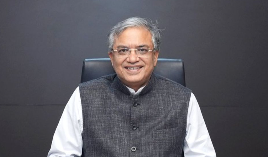 Supreme Court Refuses Ex-Parte Plea to Suspend CEC Gyanesh Kumar, Issues Notice on Challenge to ECI Decisions