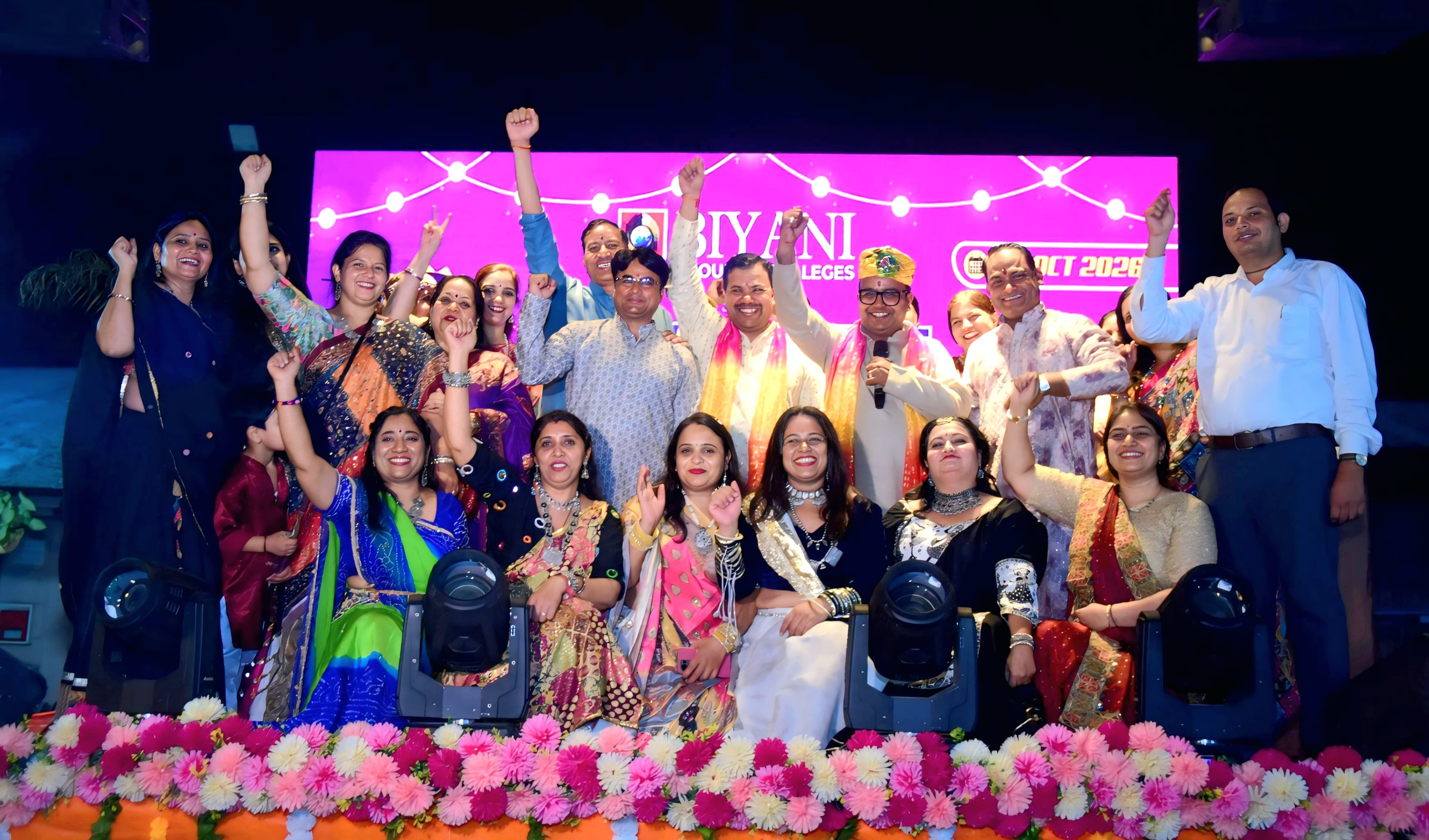 बियानी ग्रुप ऑफ कॉलेजेज में सजी ‘नव्यायन डांडिया नाइट’, गरबा-डांडिया की रंगारंग प्रस्तुतियों पर झूमे विद्यार्थी