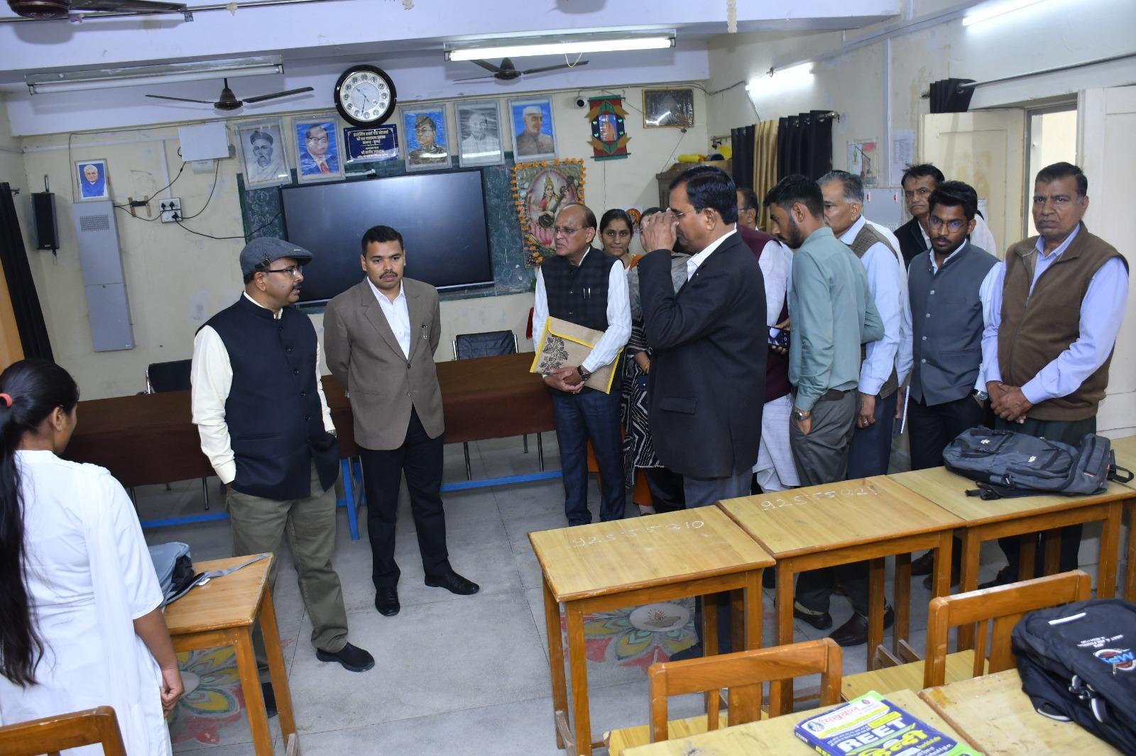 शिक्षा सचिव का शिक्षा सुधार पर फोकस, स्थानीय नवाचार पर दिया जोर