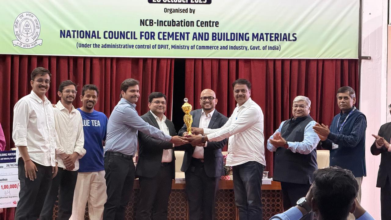 रूसा 2.0 ऑडिट टीम ने ईसीएच इन्क्यूबेशन सेंटर का किया निरीक्षण