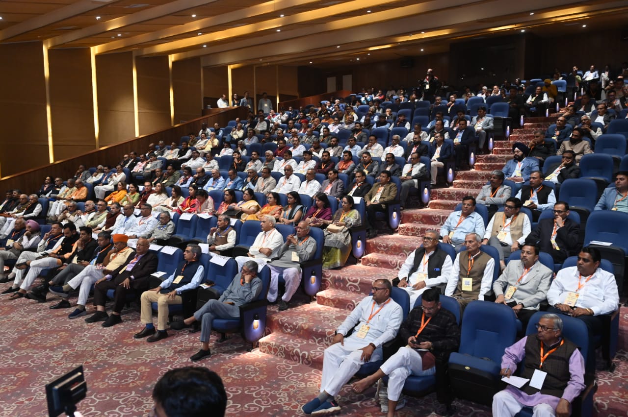 सहकार, कृषि और उद्योग हमारे विकास के आधार स्तंभ - मोहनराव भागवत