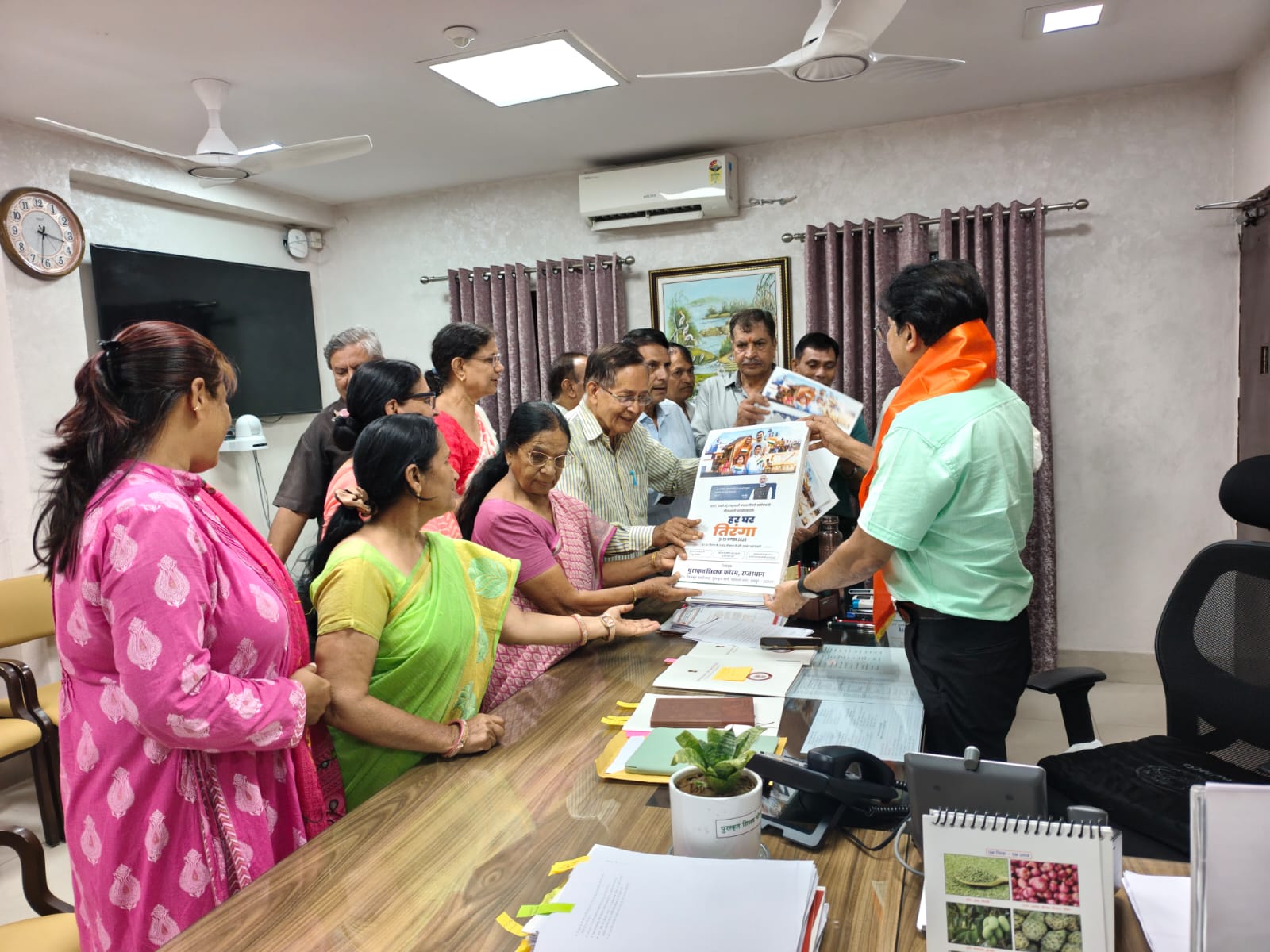 पोस्टर "हर घर तिरंगा" का विमोचन