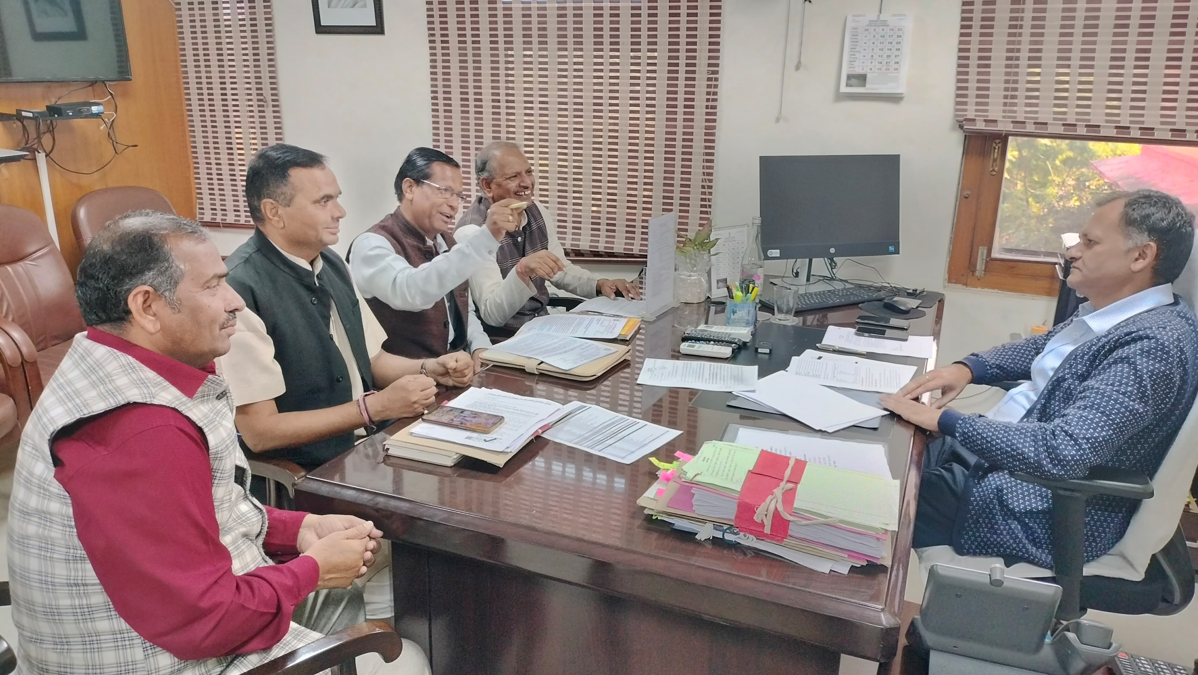 बीएलओ के आत्महत्या करने ,हृदयाघात जैसी कई घटनाएं प्रकट होना कार्य की अधिकता और प्रशासनिक संवेदनहीनता का प्रतीक:शिक्षक संघ (राष्ट्रीय)