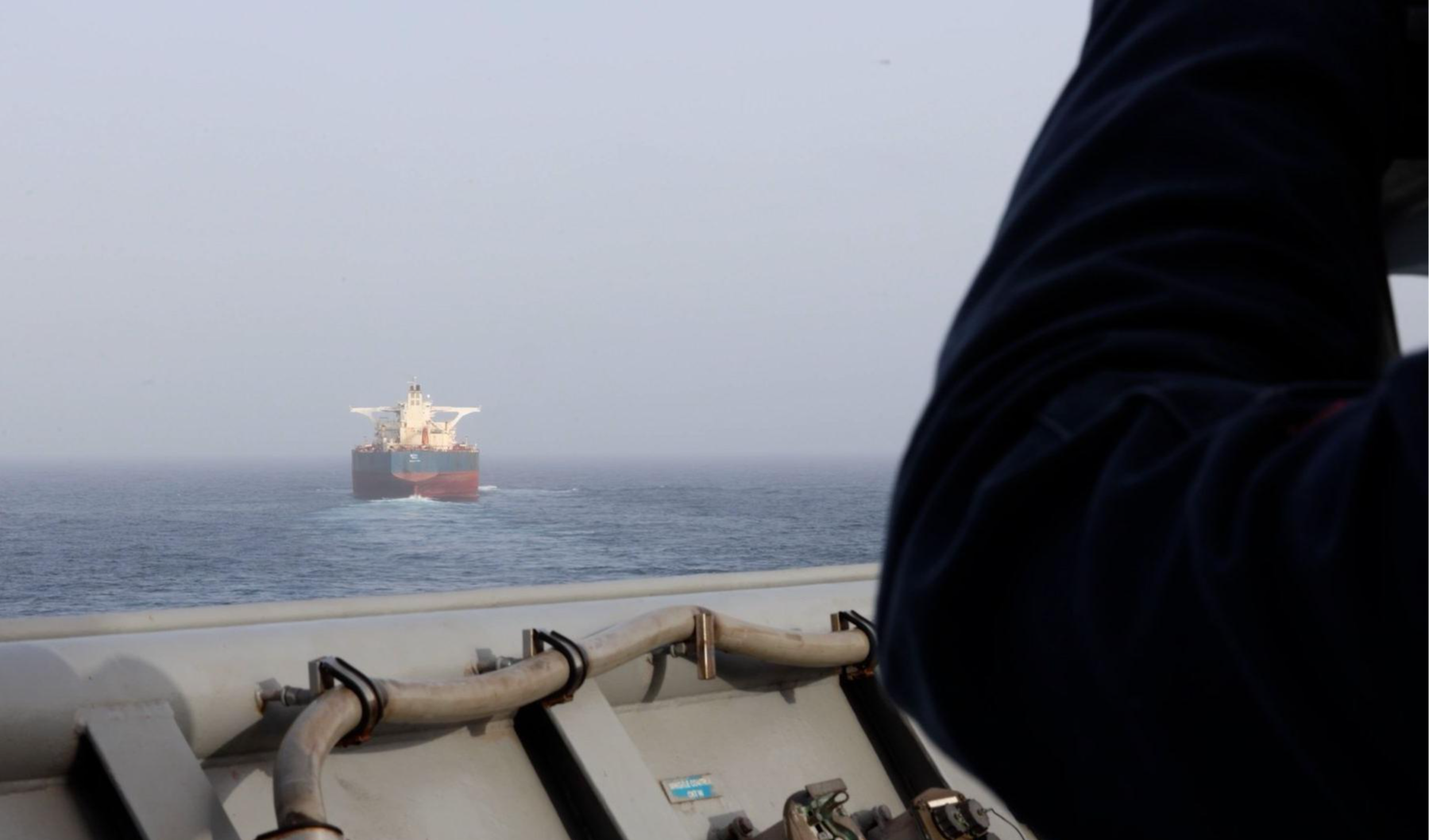 US Conducts Military Operation Against Iranian Targets as Ceasefire Faces New Strain