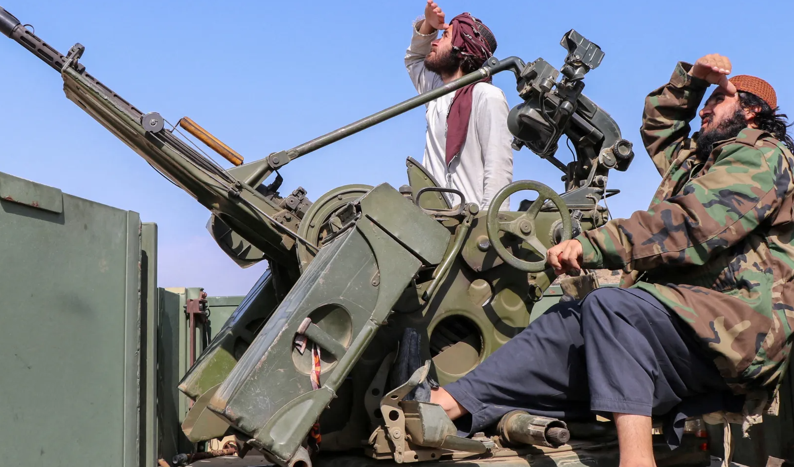 Pakistan–Afghanistan Tensions Escalate Amid Air Strikes, Calls for Dialogue and Global Concern
