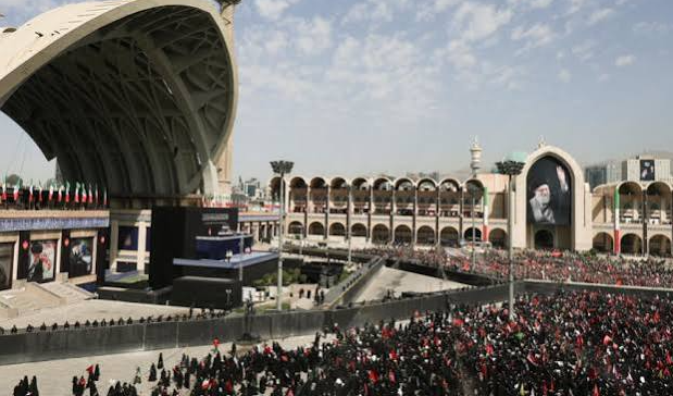 Iran Uses Khamenei's Funeral to Project Defiance as Nation Faces Political and Economic Crossroads