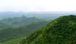 अरावली मामले में सुप्रीम कोर्ट का रुख बदला, नवंबर का आदेश अस्थायी रूप से रोका