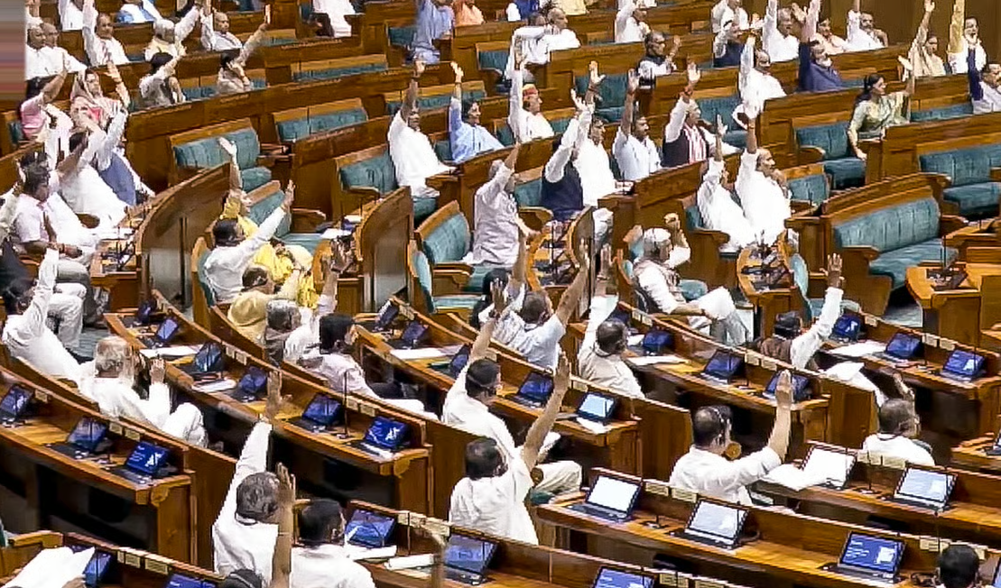 Parliament Monsoon Session: Lok Sabha Passes Anti-Paper Leak Amendment Bill Amid Uproar, Opposition and Government Clash Over Student Protest Issue