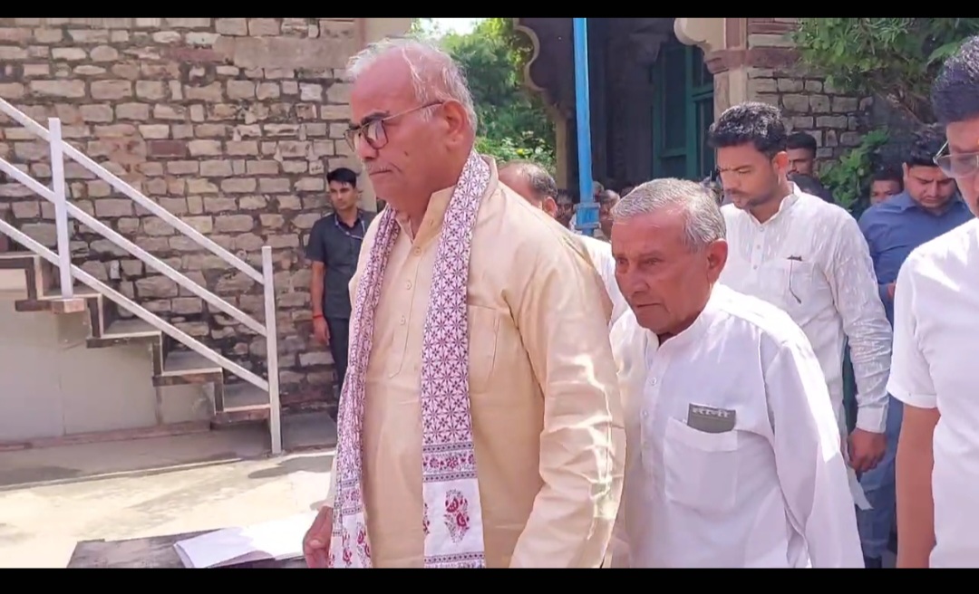अब रामगंजमंडी मे गंभीर मरीजों की बचेगी जान,शिक्षा मंत्री मदन दिलावर की पहल पर मिली एम्बुलेंस, 2 करोड़ रूपये की लागत सें बनेगा विद्यालय भवन
