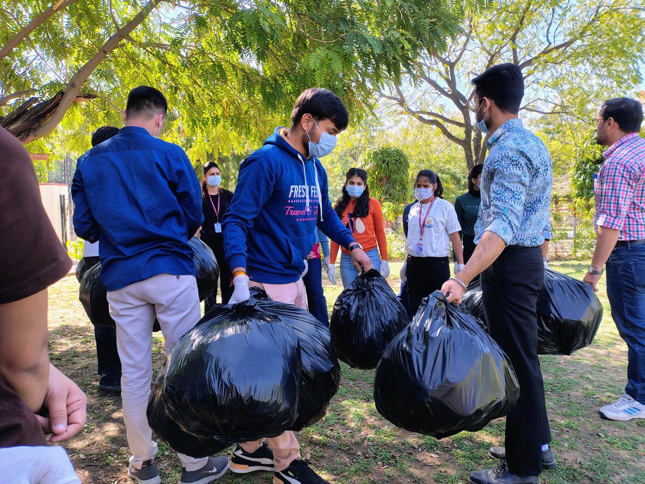 एनएसएस केमिस्ट्री प्लास्टिक फ्री अर्थ मेगा ड्राइव: 100 किलोग्राम सिंगल यूज वेस्ट प्लास्टिक किया निस्तारित